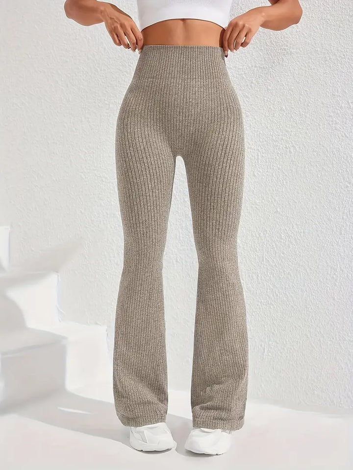 Pantalones acampanados sin costuras Elevé