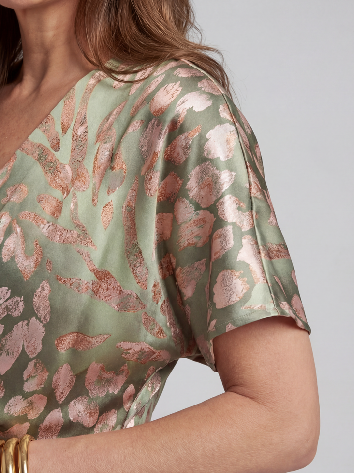 Coralie | Vestido Midi con Estampado Abstracto, Cuello en V y Cintura Cruzada