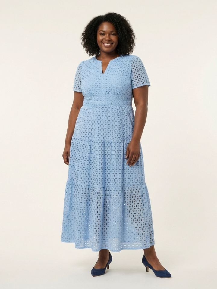 Brielle | Vestido Midi Escalonado de Cuello en V y Manga Corta