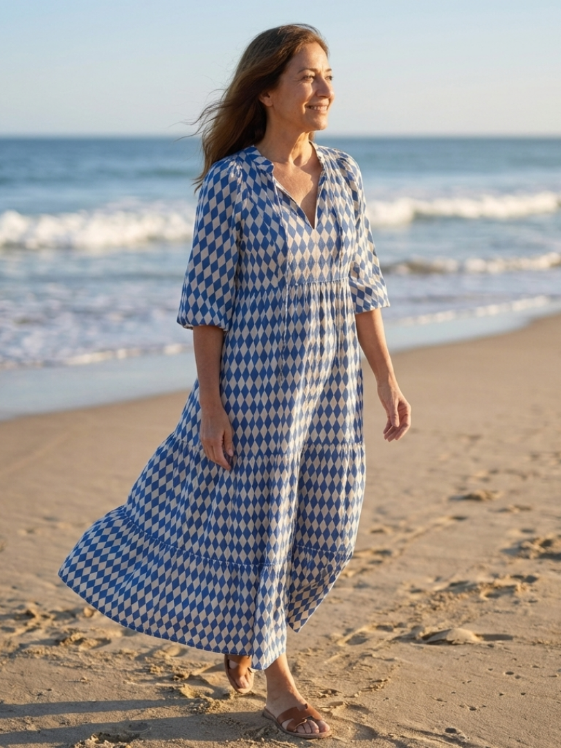 Elodie | Vestido Midi Escalonado con Estampado de Diamantes