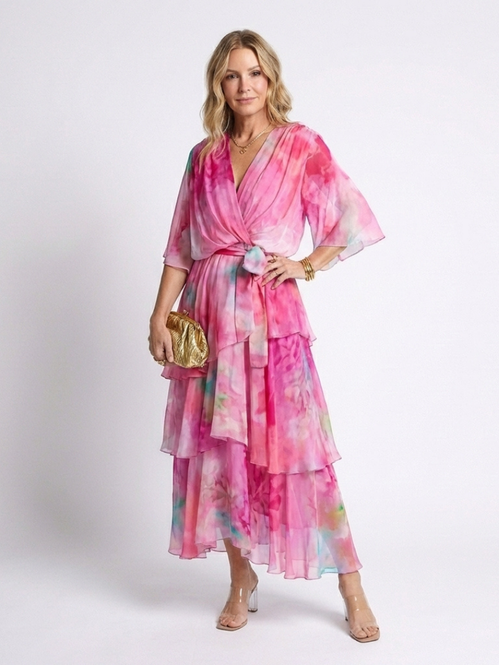 Calista | Vestido Maxi Vaporoso en Capas con Cuello en V y Cintura Anudada
