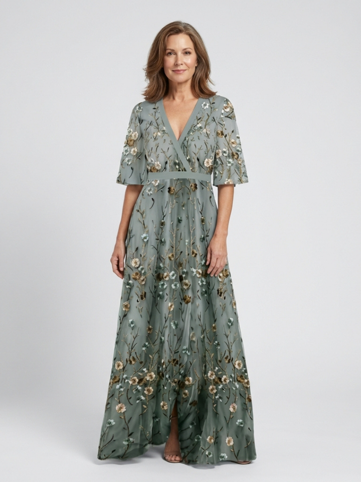 Evadne | Vestido Maxi Floral de Cuello en V y Manga Corta